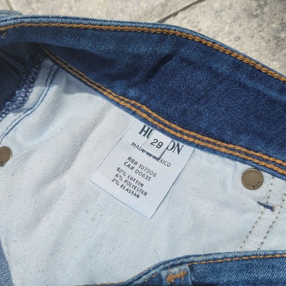 Hudson Croxley mid rise roll cuff shorts size 29 - Picture 7 of 11